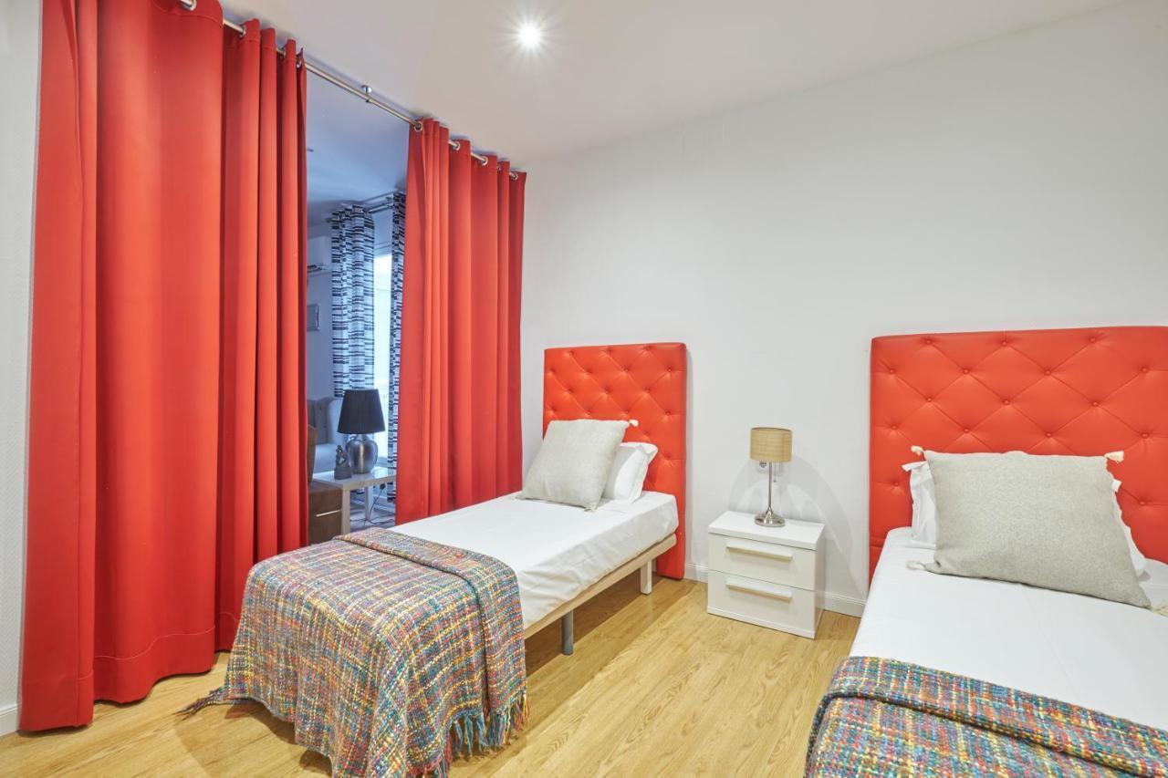 Apartamentosensol Madrid Extérieur photo